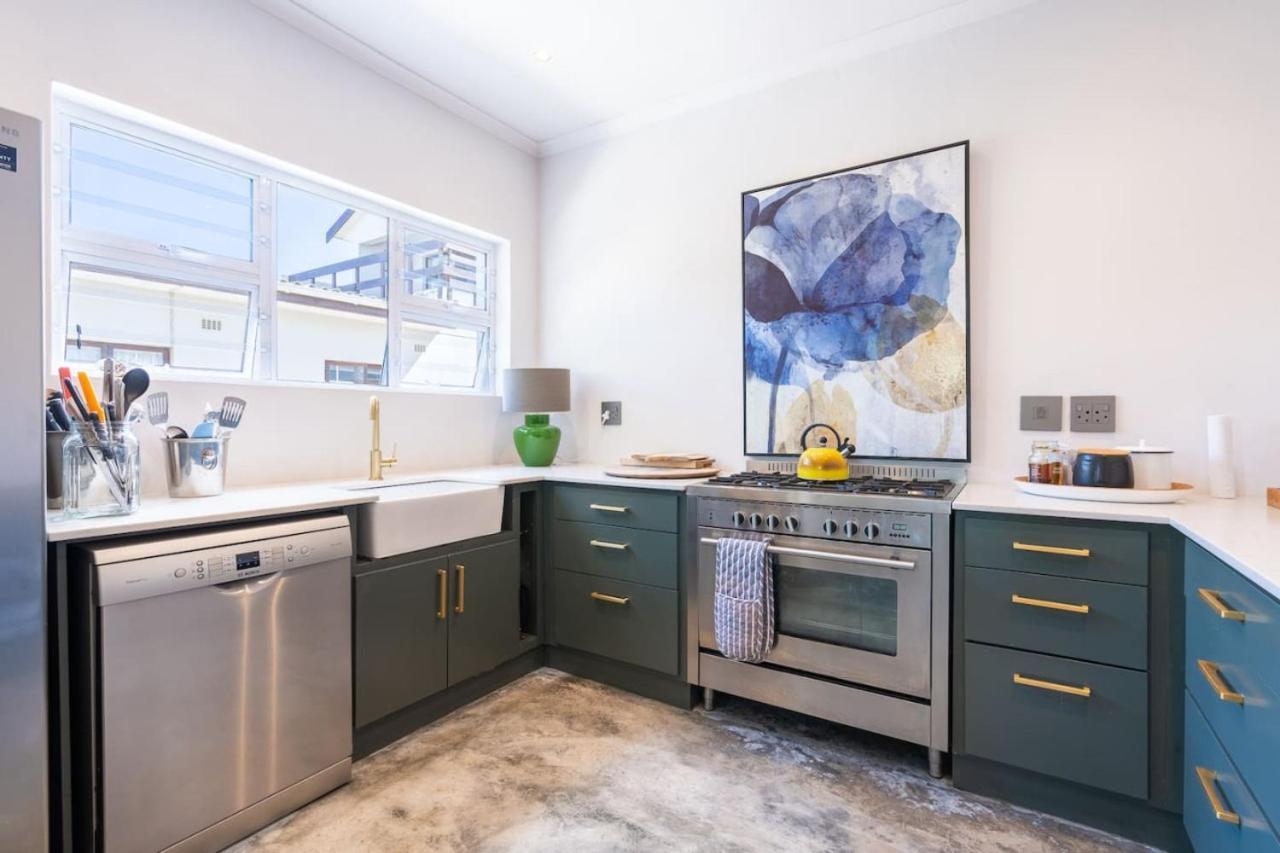 Coastal Elegant 4 Bedroom
