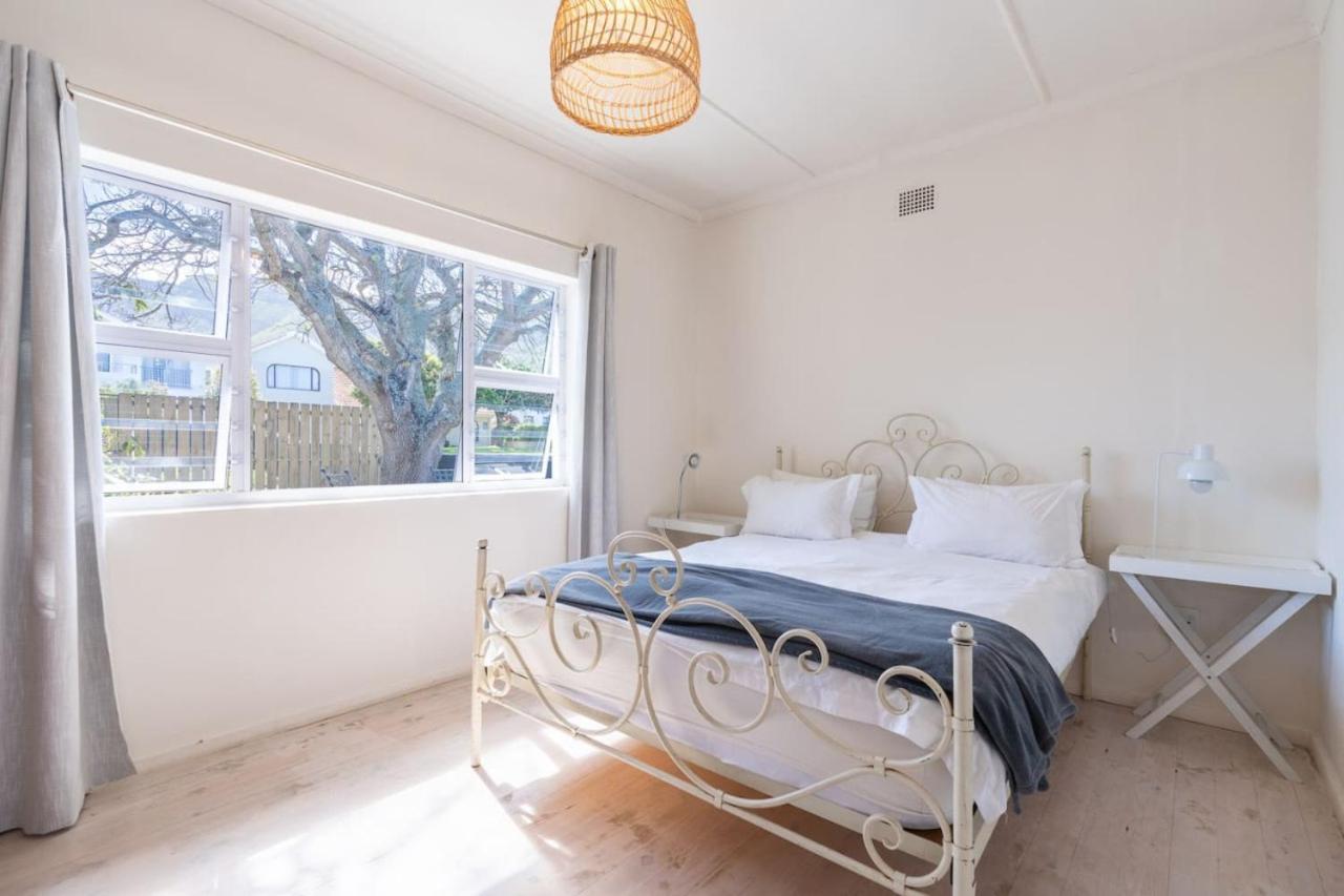 Coastal Elegant 4 Bedroom Ferienhaus Hermanus