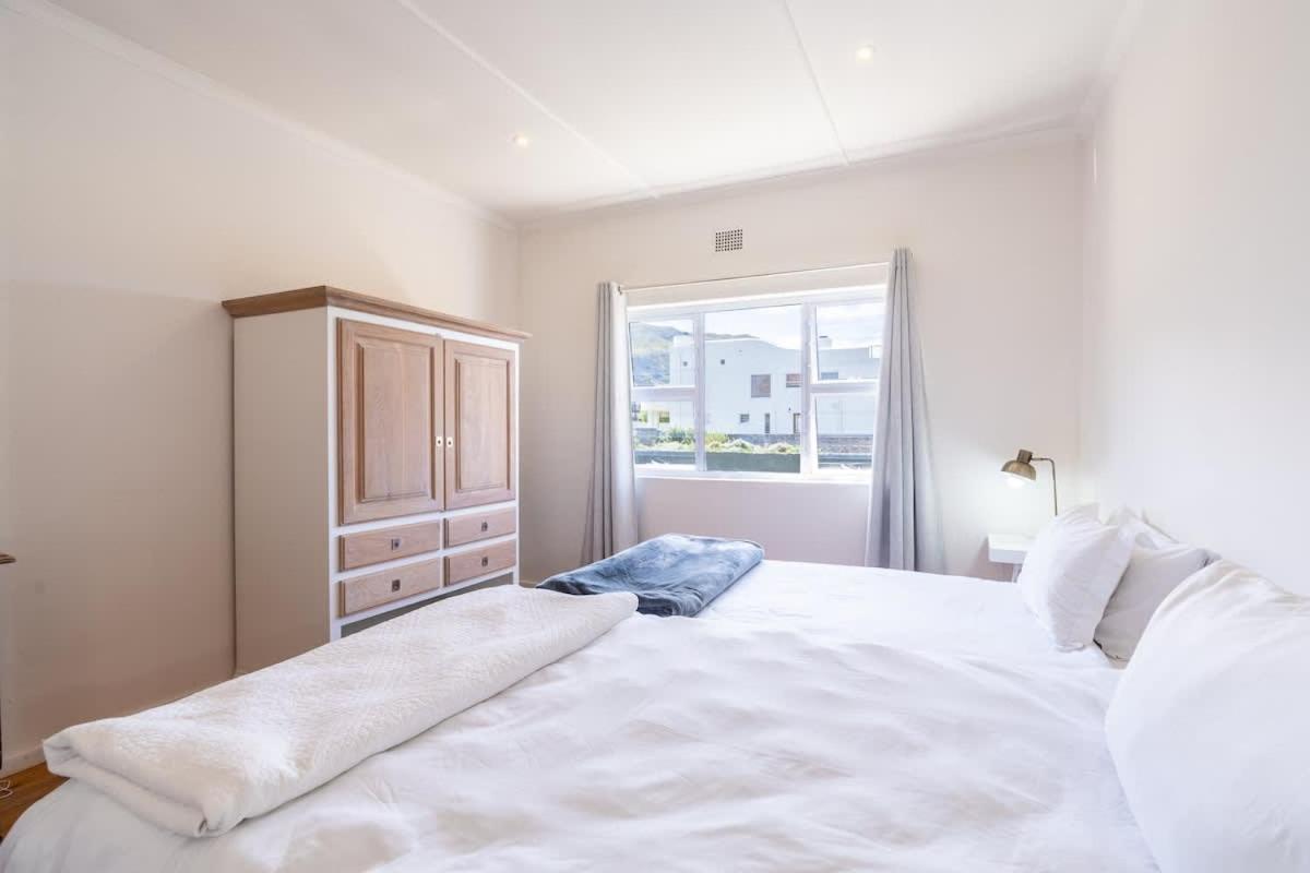 Ferienhaus Coastal Elegant 4 Bedroom *